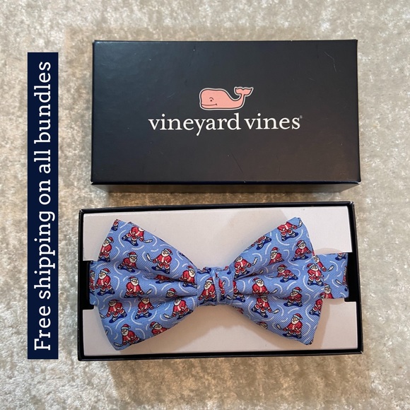 Vineyard Vines Other - NWT Vineyard Vines Boy Bow Tie Santa Hockey